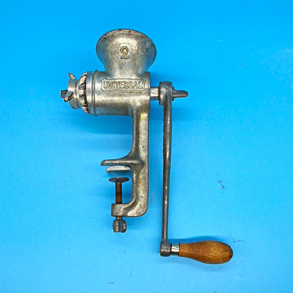 Vintage Universal No 2 Meat Grinder Food Chopper Cast Iron Hand Crank